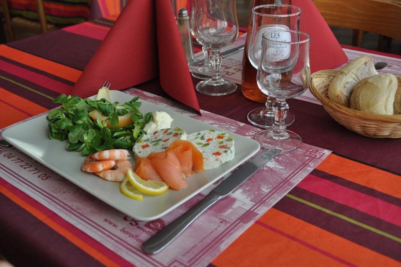 Domaine De La Barolliere Hotel Saint-Paul-en-Jarez Zewnętrze zdjęcie